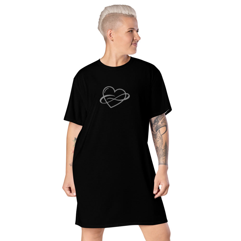 Infinite Love Plus Size T-shirt Dress Black | Polycute LGBTQ+ & Polyamory Gifts